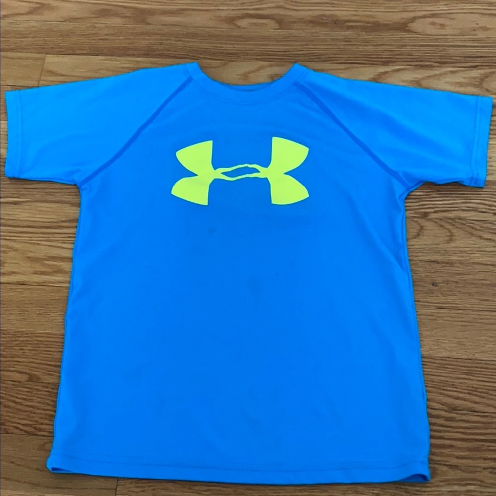 Boys Under Armour T-shirt
